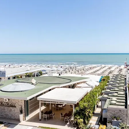 贝莱蒂尼酒店 酒店 4*